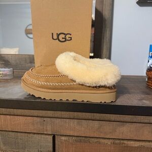 UGG Women's Slippers in Tan with Cream Lining